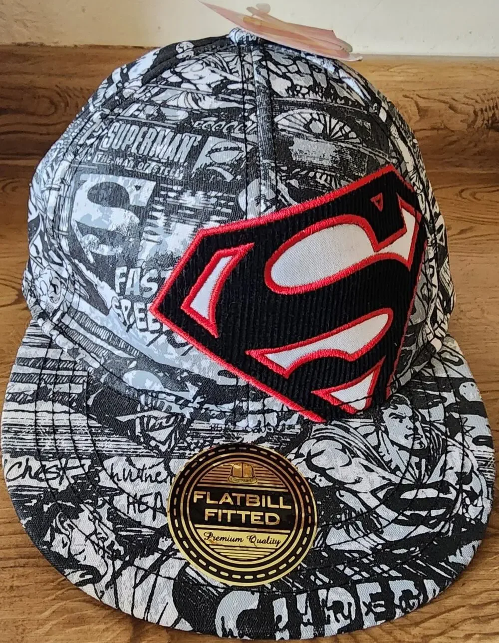 Bioworld Superman DC Comics Flatbill Fitted Hat Men's Black White Comic Print